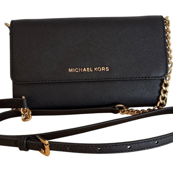 Michael Kors Handbags - Michael Kors Black Crossbody with Gold Chain